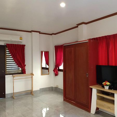 Ostello Kookkai House Patong Esterno foto