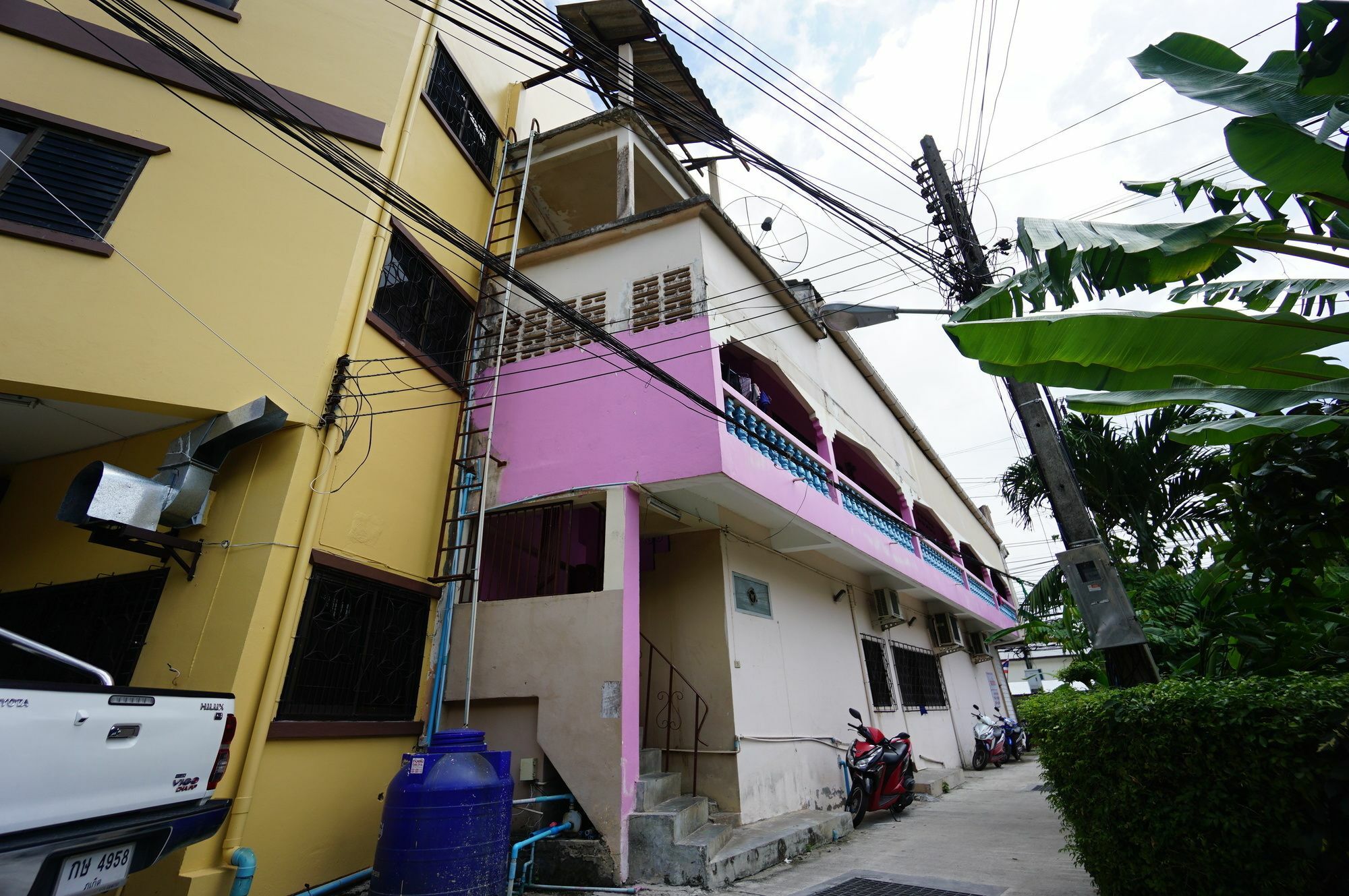 Ostello Kookkai House Patong Esterno foto