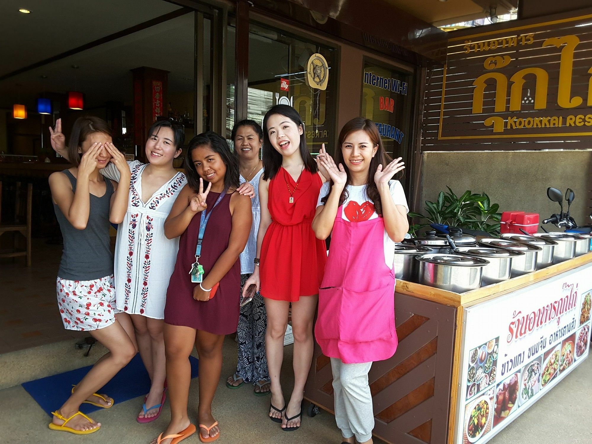 Ostello Kookkai House Patong Esterno foto